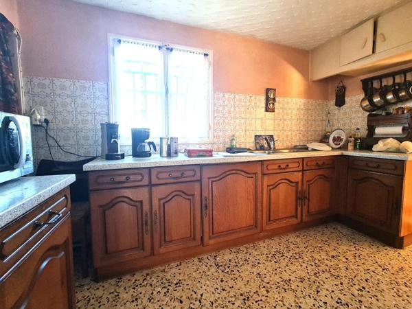 Maison 3 chambres - Garage 40 m² -Terrain 455 m² -Proche centre village