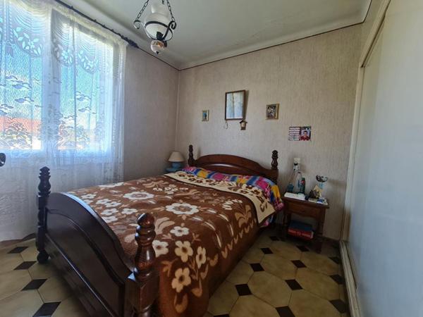 Maison 3 chambres - Garage 40 m² -Terrain 455 m² -Proche centre village