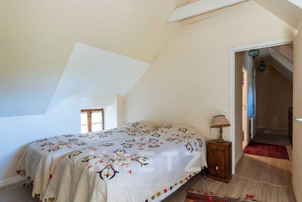 Chaumière authentique et son penty