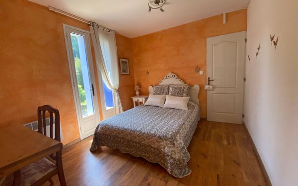 Maison à vendre    7 pièces •  Pomarez