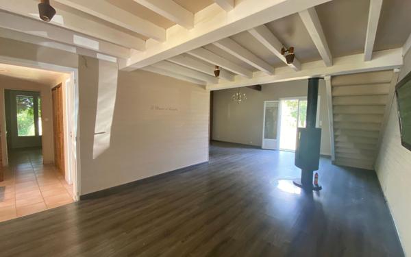 Maison à vendre    7 pièces •  Pomarez