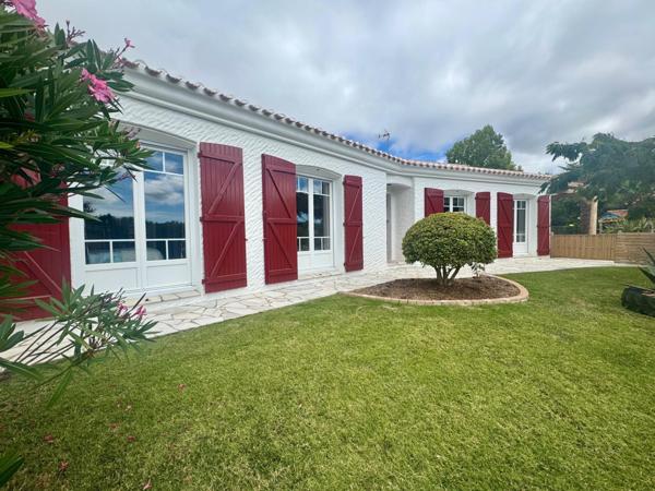 Maison avec piscine à 7min des plages Vendéennes