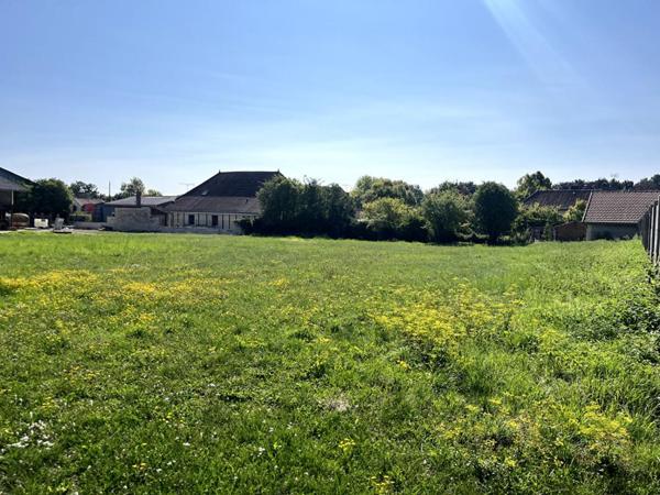 Terrain Les Grandes Chapelles 1911 m2