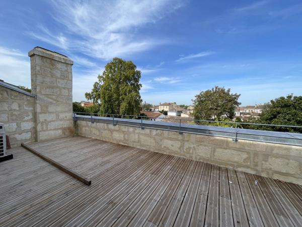 Le Prestige de la Pierre au Dernier Etage avec Terrasse