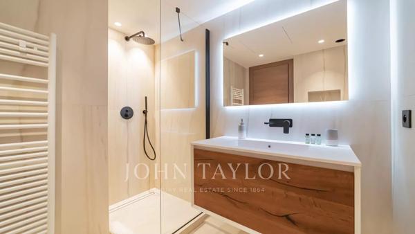 Cannes Basse Californie Luxueux 5 pièces Vue mer