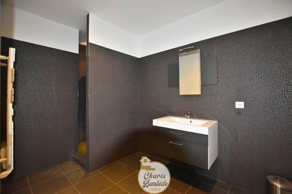 Maison 9 pièces - 275 m²