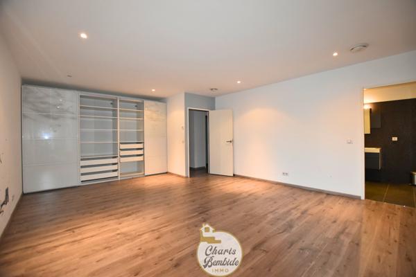 Maison 9 pièces - 275 m²