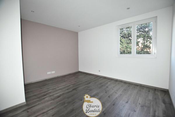 Maison 9 pièces - 275 m²