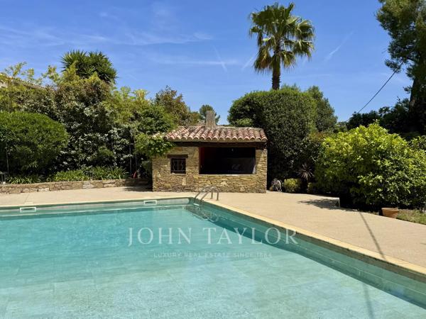 La Cadière-d’Azur – Villa avec piscine, appartement indépendant et jardin paysager