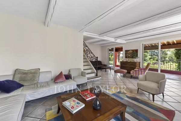 La Cadière-d’Azur – Villa avec piscine, appartement indépendant et jardin paysager