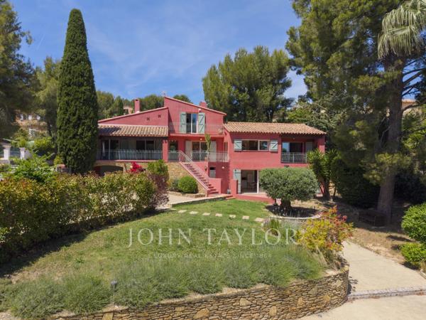 La Cadière-d’Azur – Villa avec piscine, appartement indépendant et jardin paysager