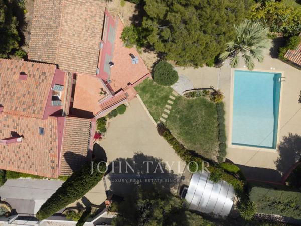 La Cadière-d’Azur – Villa avec piscine, appartement indépendant et jardin paysager
