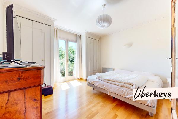 EYBENS – Maison familiale de 120 m² sur 1 070 m² de terrain, sous-sol complet et combles aménageables