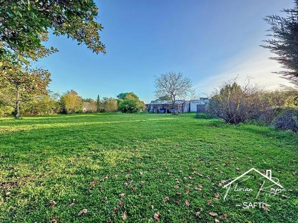 Maison d'architecte, grand terrain, au calme