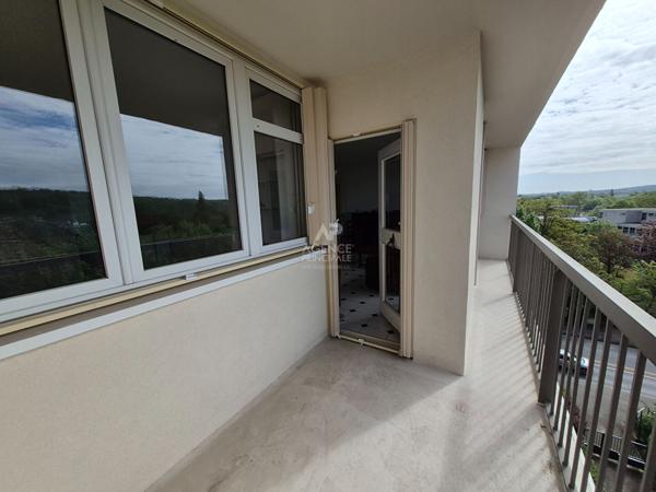 Appartement Le Pecq 4 pièces 74.63m2 280 000 € **  - Référence  18432