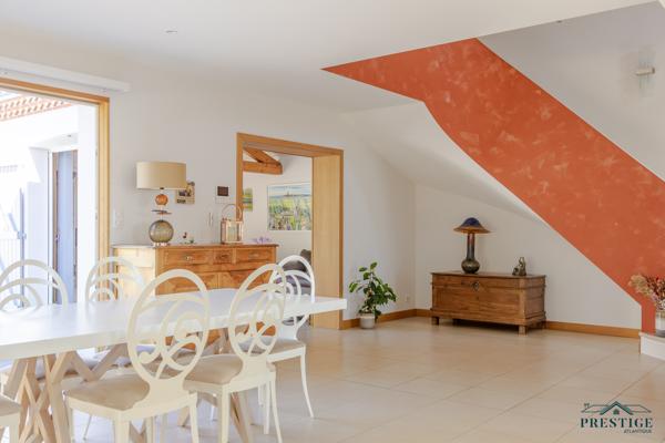 LA NOËVEILLARD - VILLA 236M2 - TERRAIN 1513M2