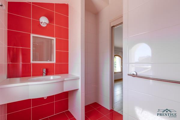 LA NOËVEILLARD - VILLA 236M2 - TERRAIN 1513M2