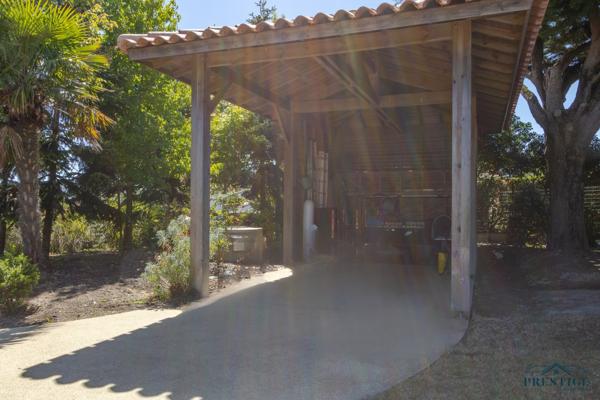 LA NOËVEILLARD - VILLA 236M2 - TERRAIN 1513M2