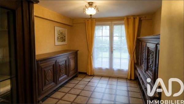 Maison à vendre 6 pièces 115 m² Saint-Arnoult-en-Yvelines