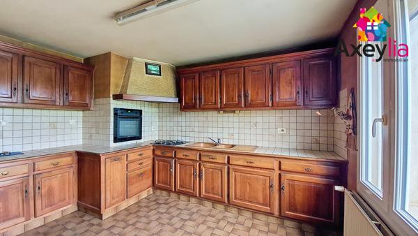 Charlieu (42190) A VENDRE - MAISON AVEC TERRAIN - MAIZILLY