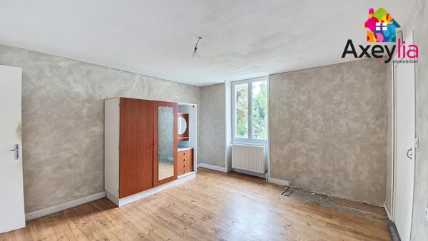 Charlieu (42190) A VENDRE - MAISON AVEC TERRAIN - MAIZILLY