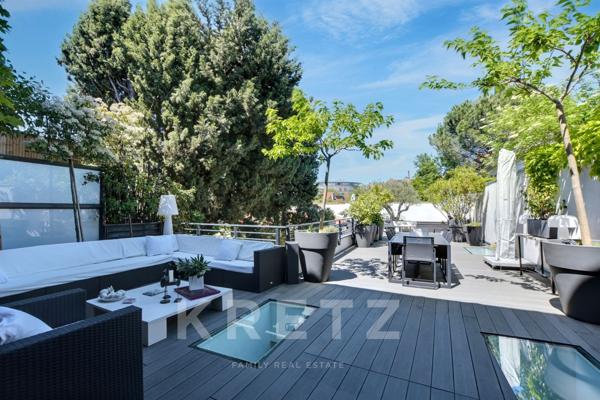 Hôtel particulier de 300m2 avec piscine et 3 garages - centre historique de Toulouse