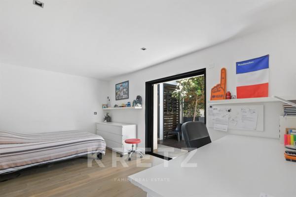 Hôtel particulier de 300m2 avec piscine et 3 garages - centre historique de Toulouse