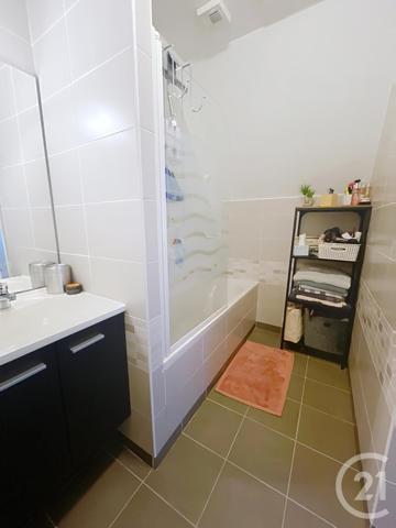 Appartement T3 à vendre  3 pièces - 71,84 m2 DINAN - 22