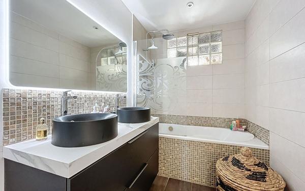 Appartement à vendre    4 pièces • 82,41 m2 Rueil-Malmaison