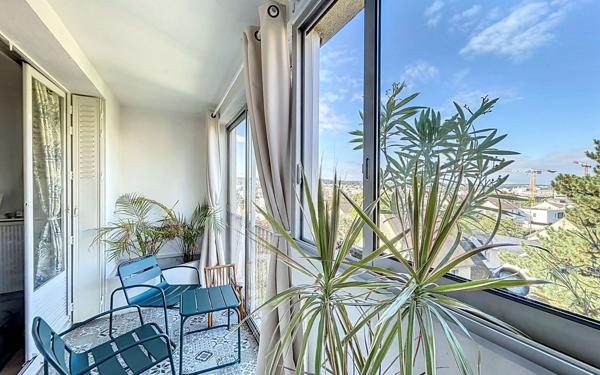 Appartement à vendre    4 pièces • 82,41 m2 Rueil-Malmaison