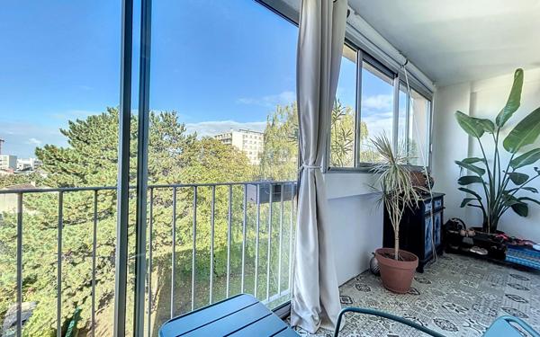 Appartement à vendre    4 pièces • 82,41 m2 Rueil-Malmaison
