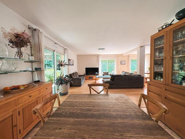 Maison 5 chambres -  jardin et garage - Orvault / La Cholière