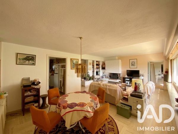 Maison à vendre 6 pièces 224,57 m² Roquebrune-sur-Argens