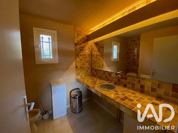 Maison à vendre 6 pièces 224,57 m² Roquebrune-sur-Argens