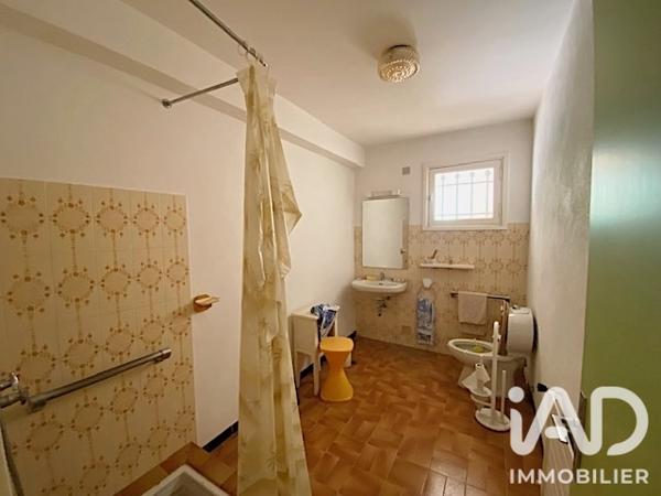 Maison à vendre 6 pièces 224,57 m² Roquebrune-sur-Argens