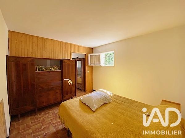 Maison à vendre 6 pièces 224,57 m² Roquebrune-sur-Argens