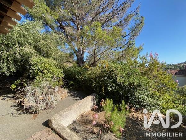 Maison à vendre 6 pièces 224,57 m² Roquebrune-sur-Argens