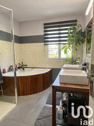 Maison à vendre 5 pièces 120 m² Aubagne