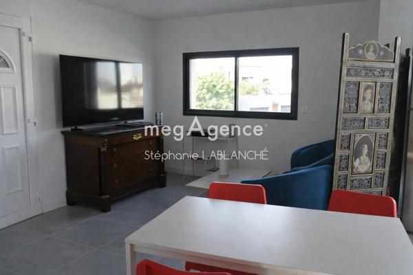 Immeuble à CASTELGINEST, 31780 - 250m²