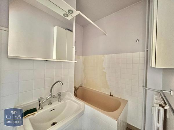 Appartement à louer 3 pièces 57.89m² Saint-Étienne (42000)
