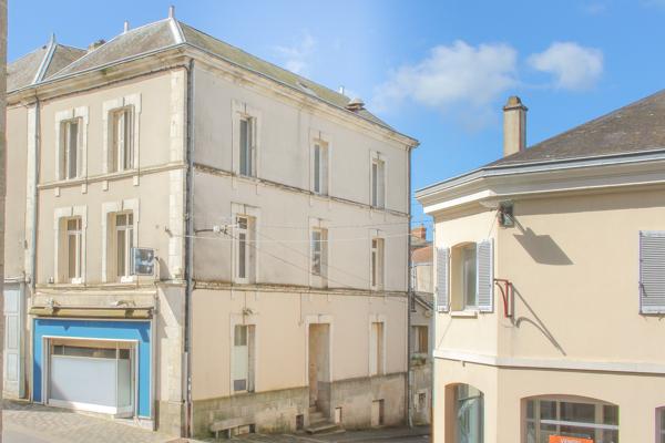 Maison à vendre à Parthenay (79200) - Deux-Sèvres