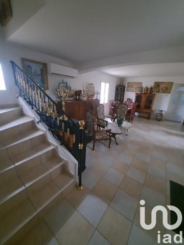 Maison 7 pièces de 200 m² à Générac (30510)