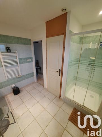 Maison 7 pièces de 200 m² à Générac (30510)