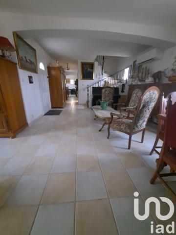 Maison 7 pièces de 200 m² à Générac (30510)