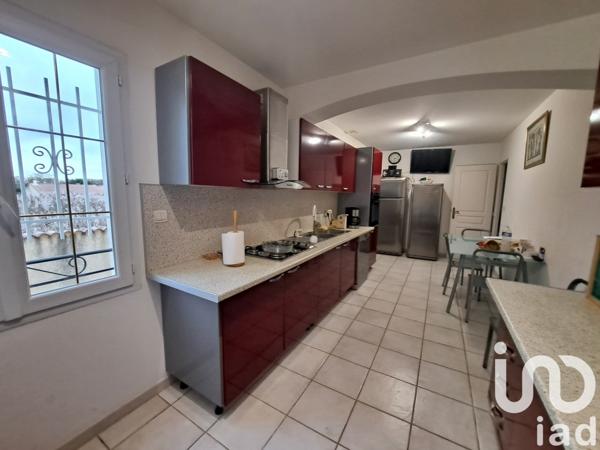 Maison 7 pièces de 200 m² à Générac (30510)