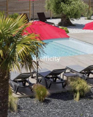Local Commercial
         23 pièces
        - 1140 m² 2 995 000 € *