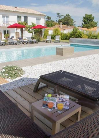 Local Commercial
         23 pièces
        - 1140 m² 2 995 000 € *