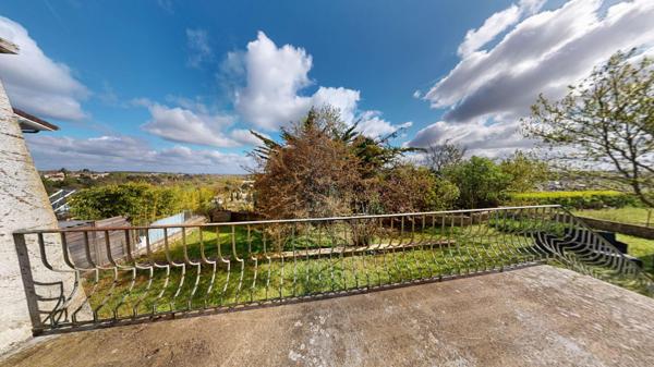 RARE sur le quartier des Rocs? Maison au fond d'impasse, vue dégagée, 800 m² de terrain