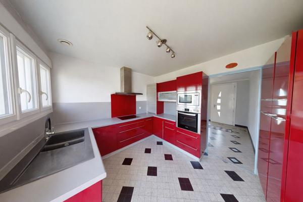 RARE sur le quartier des Rocs? Maison au fond d'impasse, vue dégagée, 800 m² de terrain