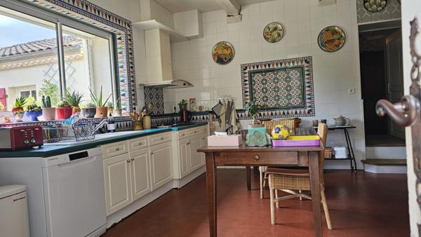 Fargues-sur-Ourbise (47700) Grande maison aux prestations de qualité